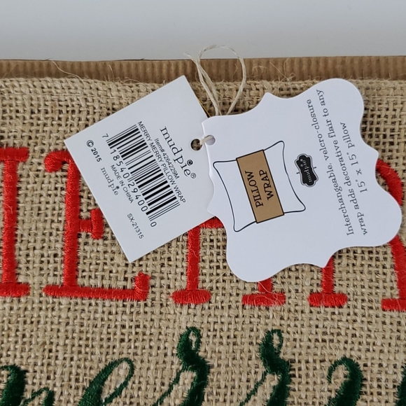Mud Pie Christmas Pillow Wrap 15" x 15" - Picture 4 of 11